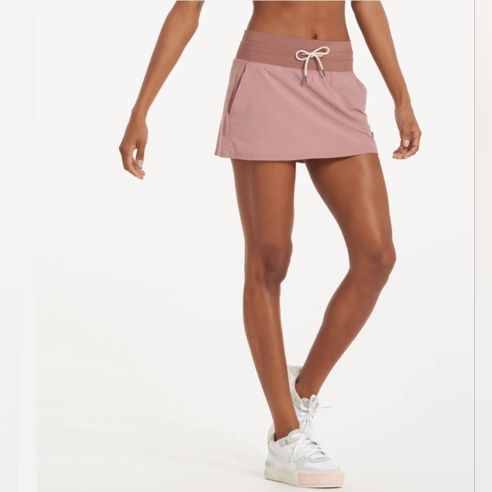*NWOT* Vuori Seabreeze Skort In Terracotta